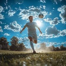 德甲战报：伯格1射1传，霍芬海姆3-0完胜奥格斯堡