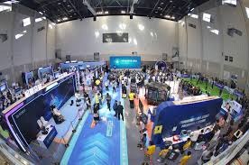 记者：阿隆索执教皇马后常与瓜帅交流；他可能不想小熊留队