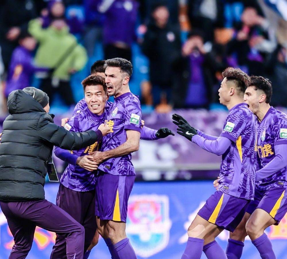 依然展现了 依然展现了