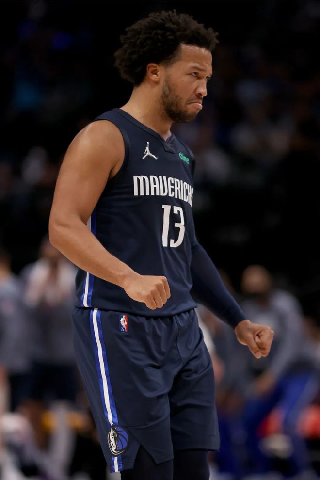 中场球员也 中场球员也